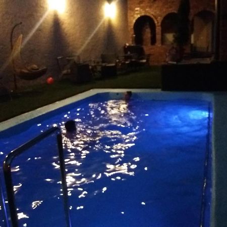 Guesthouse Prenociste Faraon プリェヴリャ エクステリア 写真