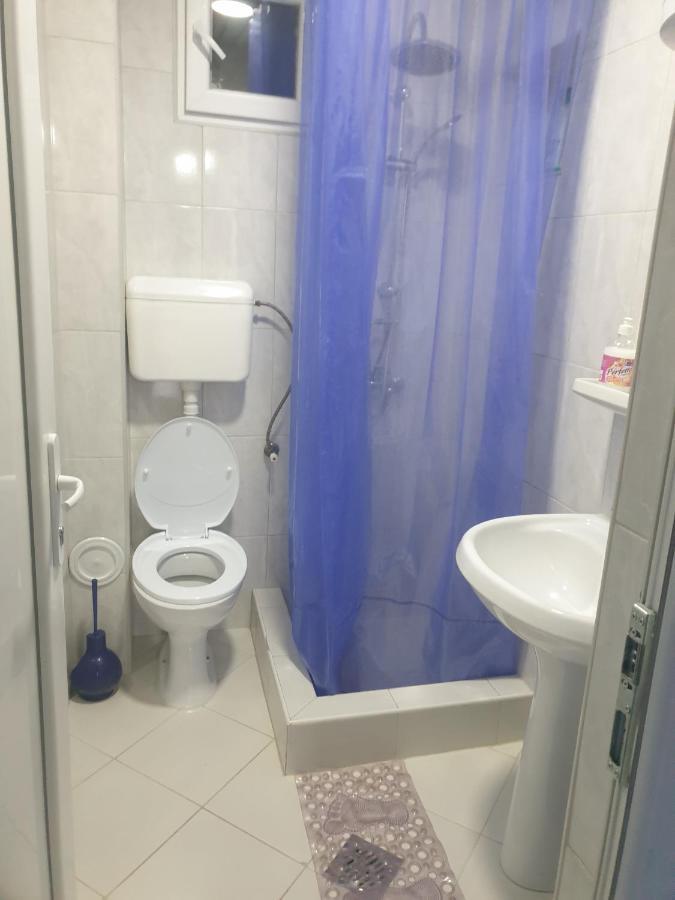 Guesthouse Prenociste Faraon プリェヴリャ エクステリア 写真